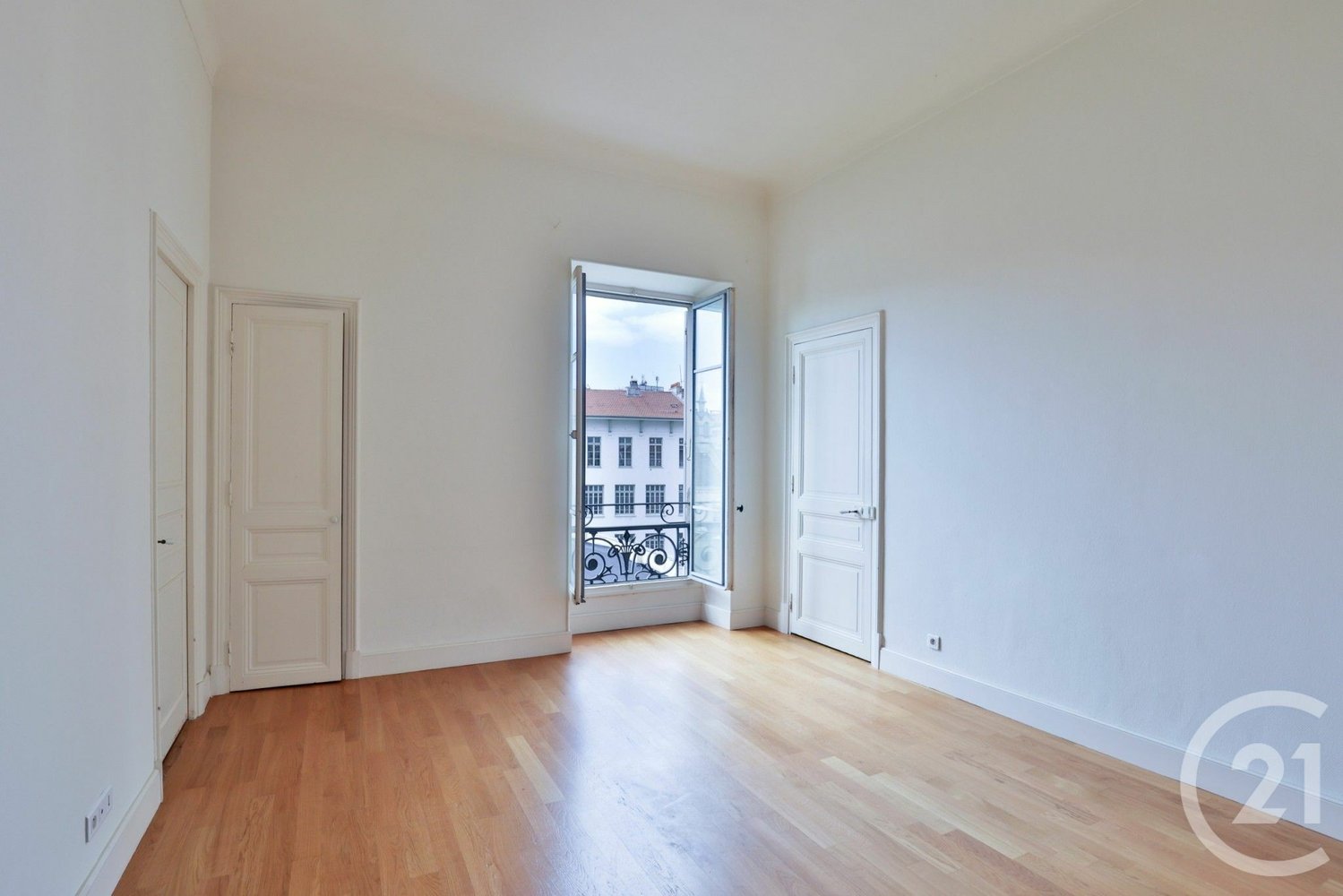 Property photo in Carre d'Argent