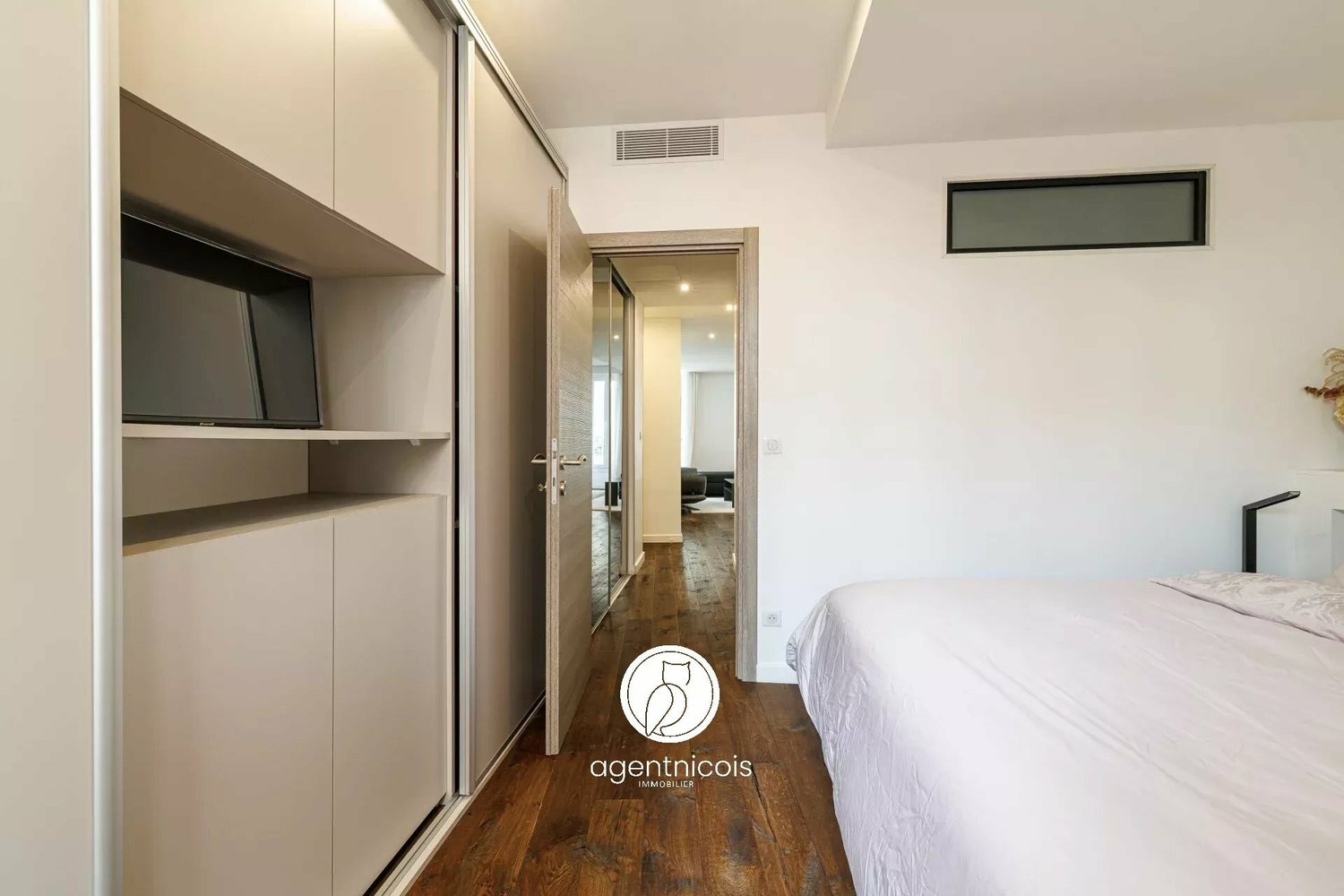 Property photo in Carre d'Argent