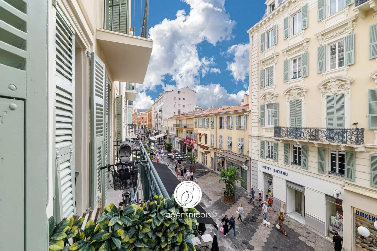 Property photo in Carre d'Argent