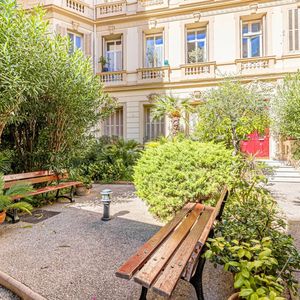 Property in Carre d'Argent