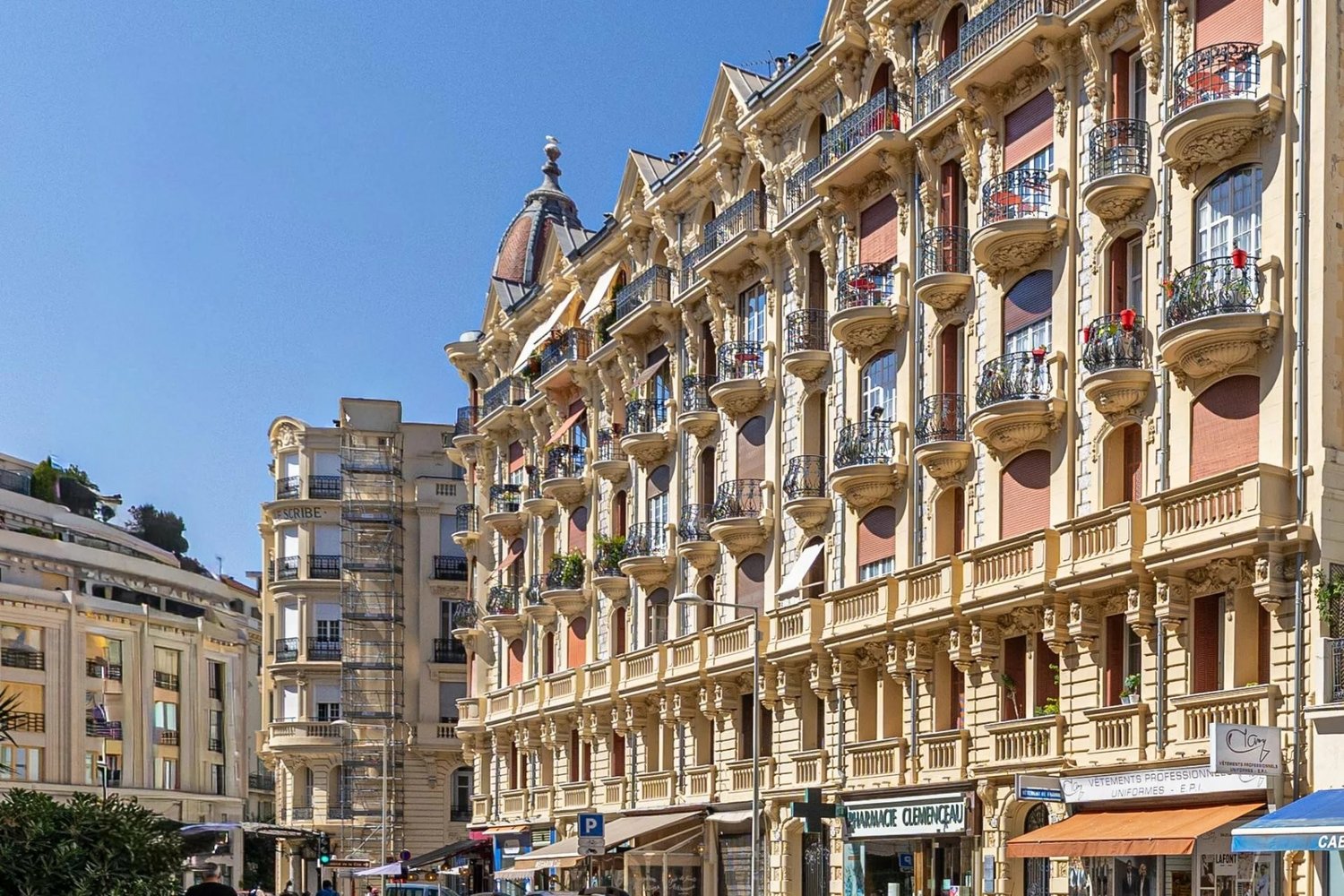 Property photo in Carre d'Argent