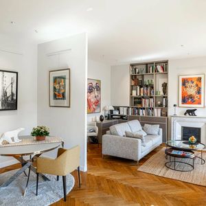 Property in Carre d'Argent