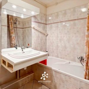 Property in Carre d'Argent