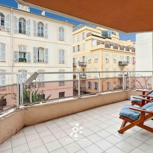 Property in Carre d'Argent