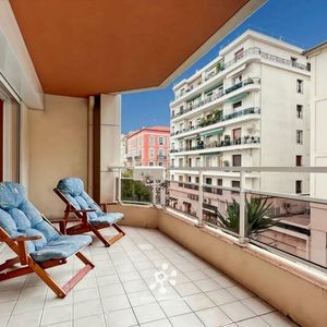 Property in Carre d'Argent