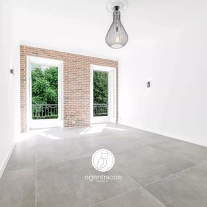 Property in Carre d'Argent