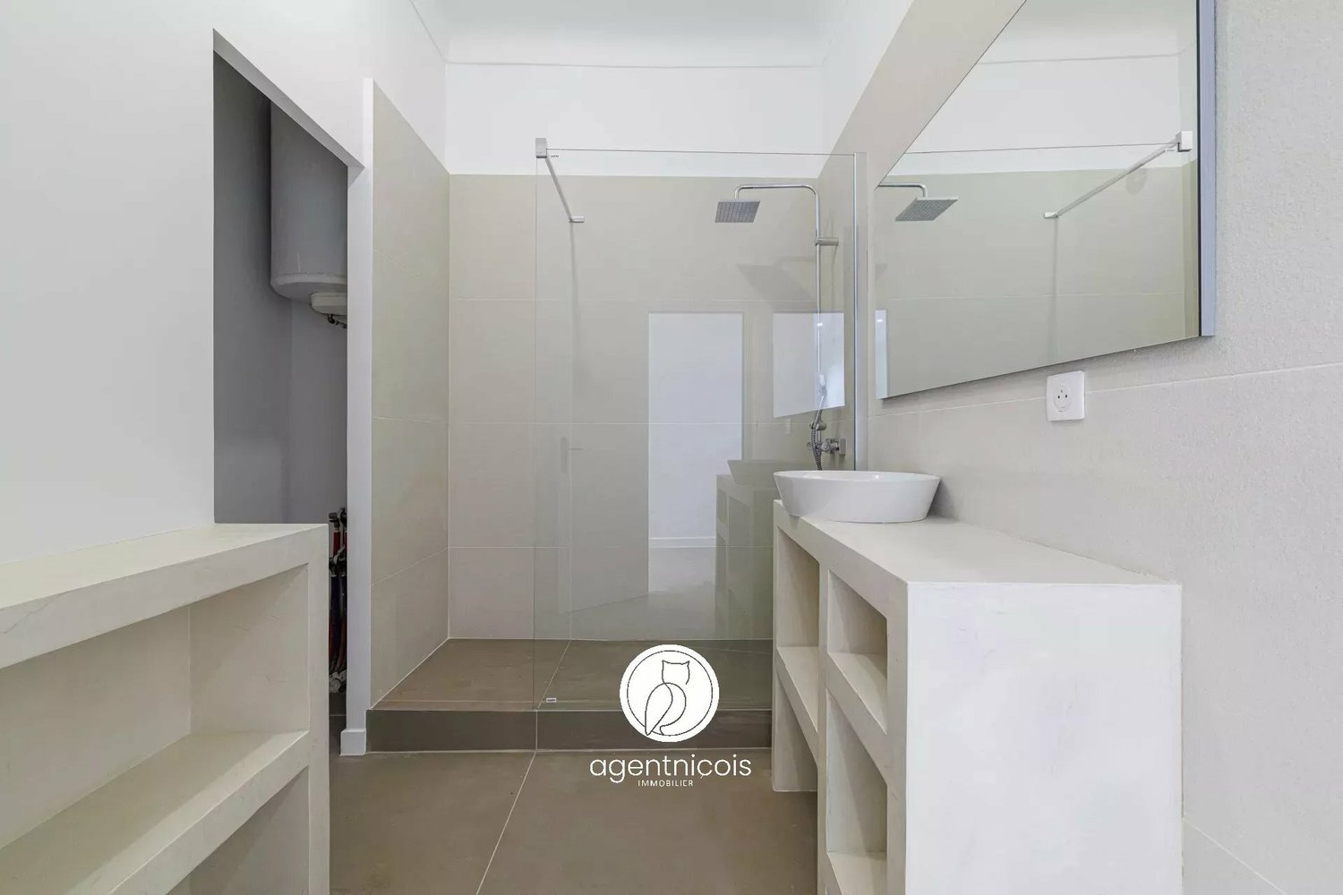 Property photo in Carre d'Argent