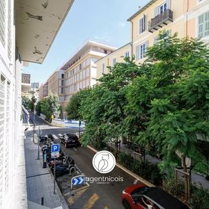 Property in Carre d'Argent