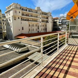 Property in Carre d'Or