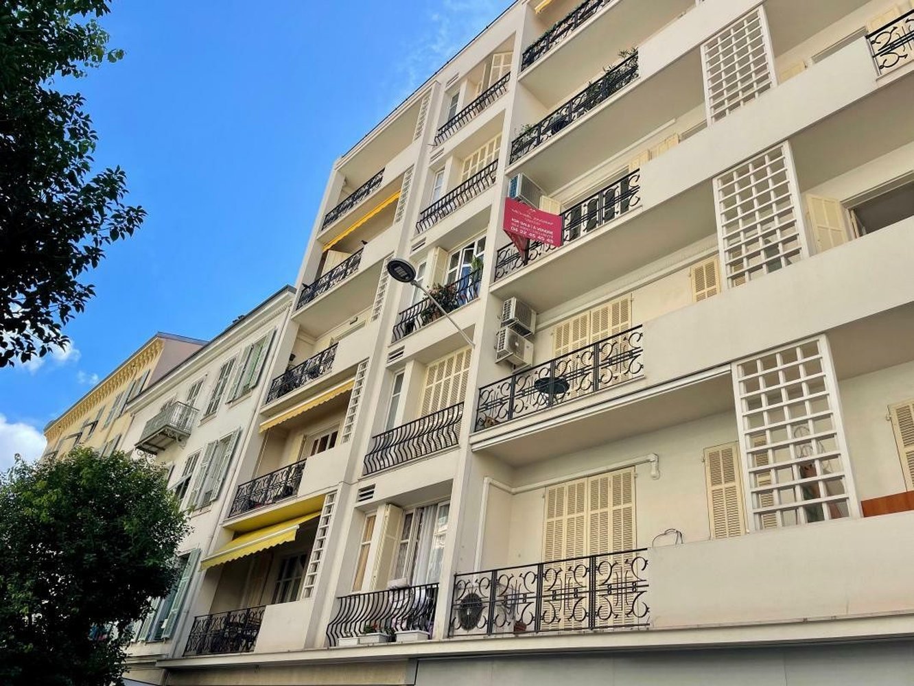 Property photo in Carre d'Or