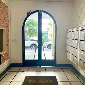 Property in Carre d'Or