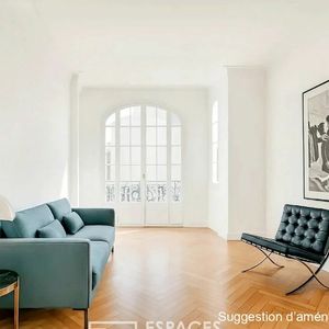 Property in Carre d'Or