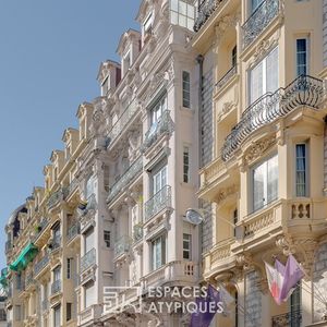 Property in Carre d'Or