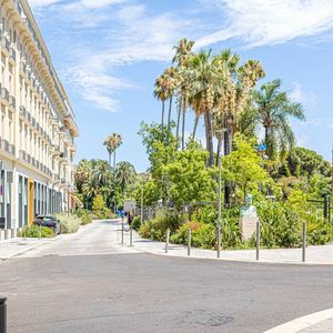 Property in Carre d'Or