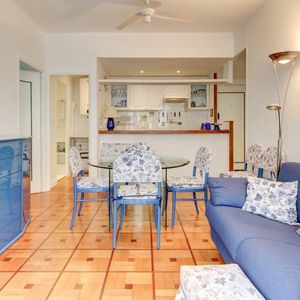 Property in Carre d'Or