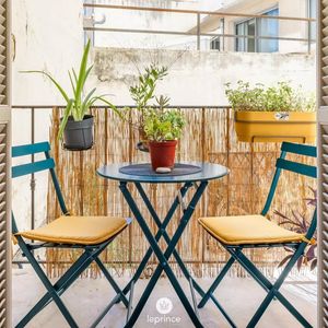 Property in Carre d'Or