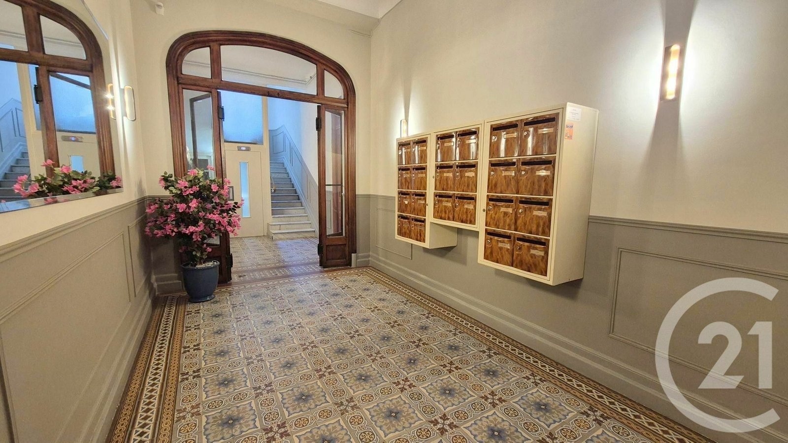 Property photo in Carre d'Or