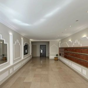 Property in Carre d'Or