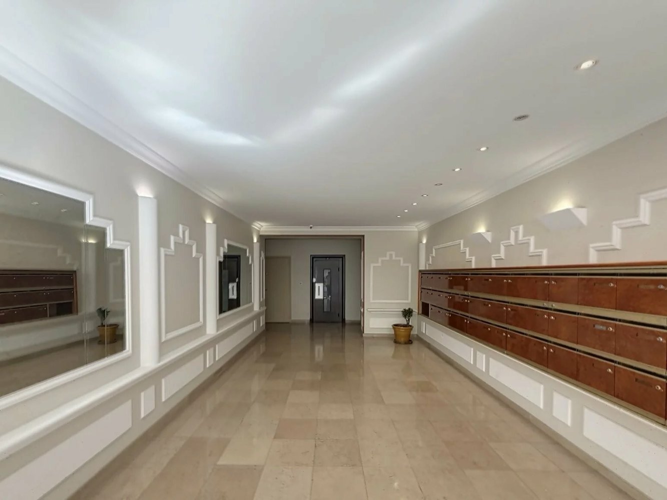 Property photo in Carre d'Or