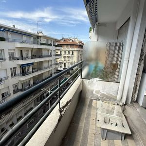 Property in Carre d'Or