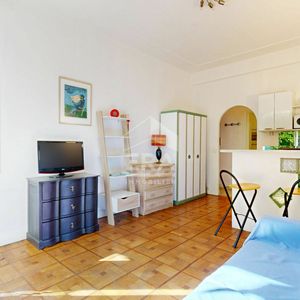 Property in Carre d'Or