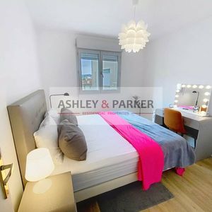 Property in Carre d'Or