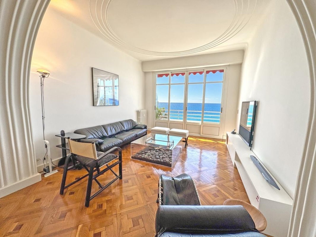 Property photo in Carre d'Or