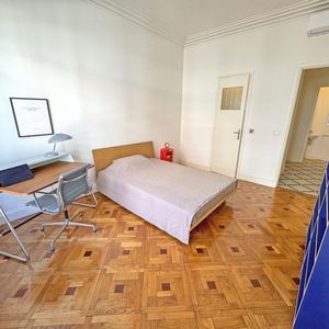 Property in Carre d'Or