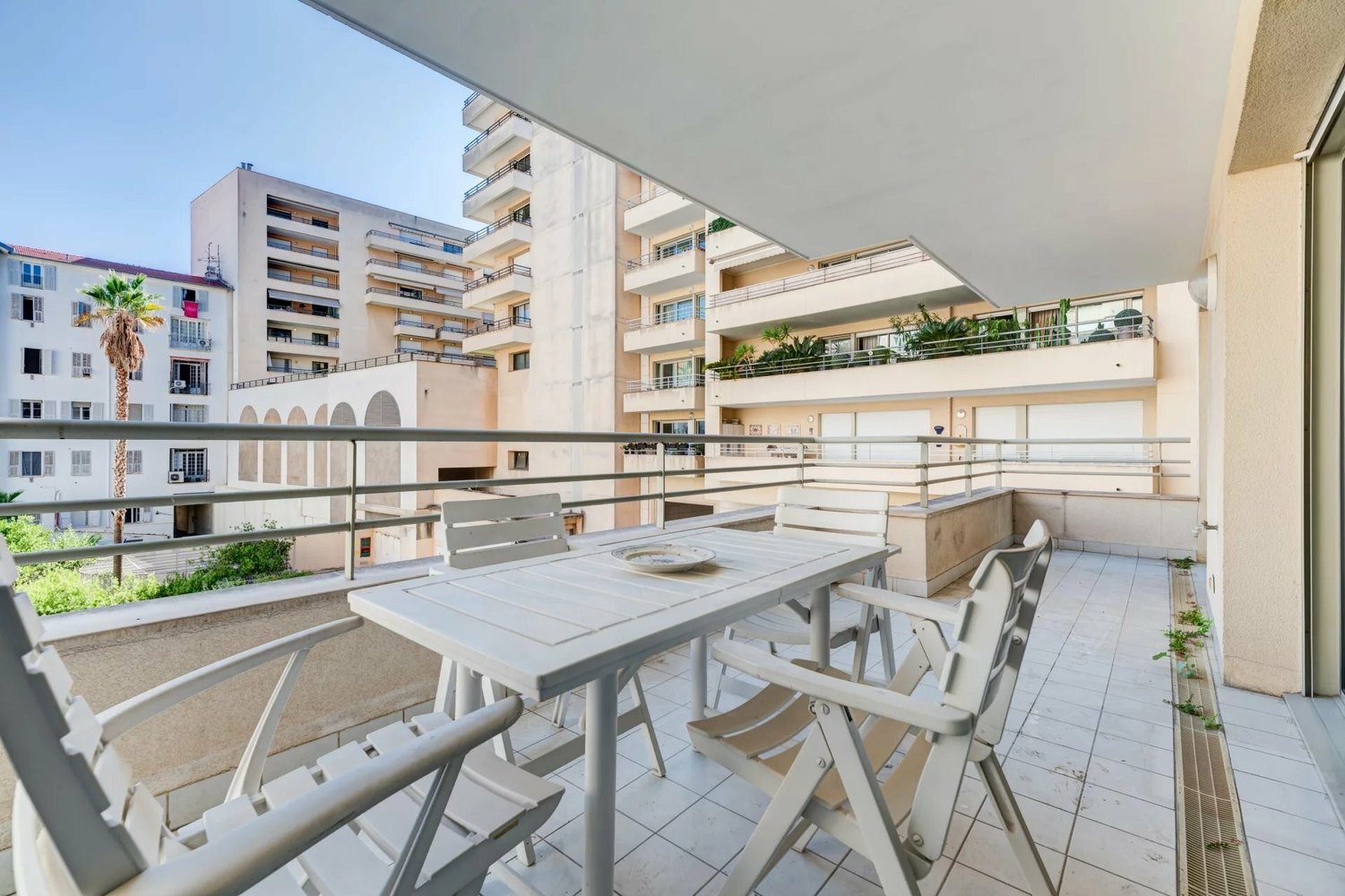 Property photo in Carre d'Or