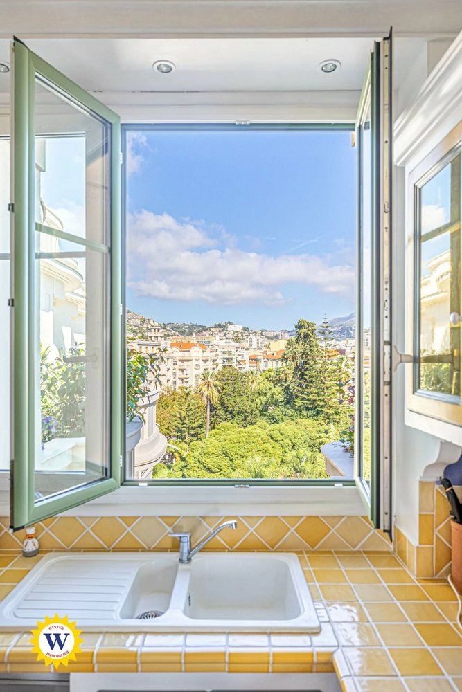 Property photo in Carre d'Or