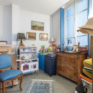 Property in Carre d'Or