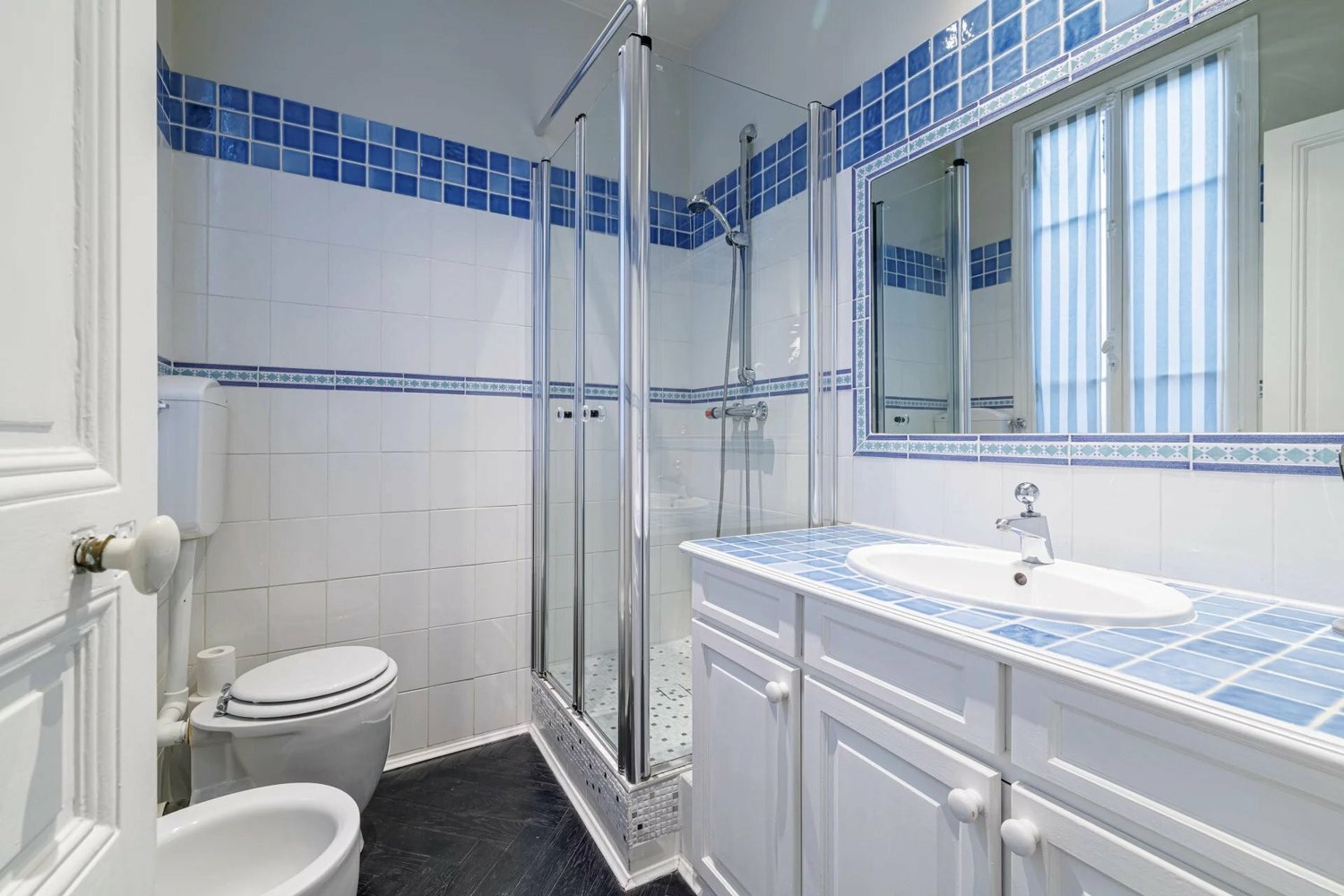 Property photo in Carre d'Or