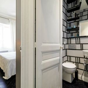 Property in Carre d'Or