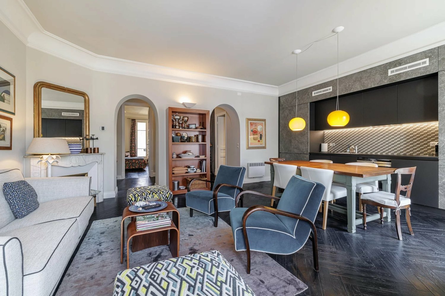 Property photo in Carre d'Or