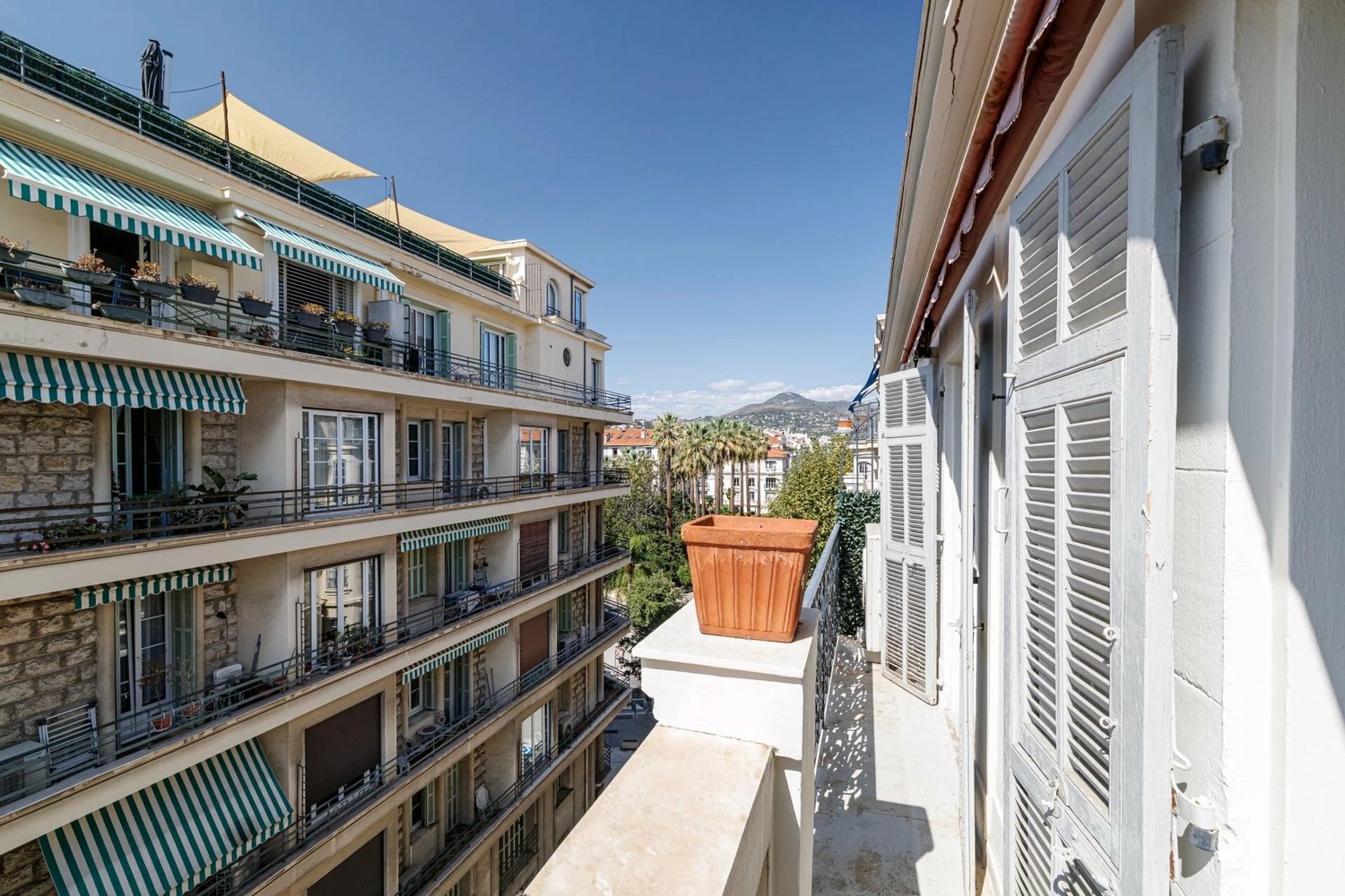 Property photo in Carre d'Or