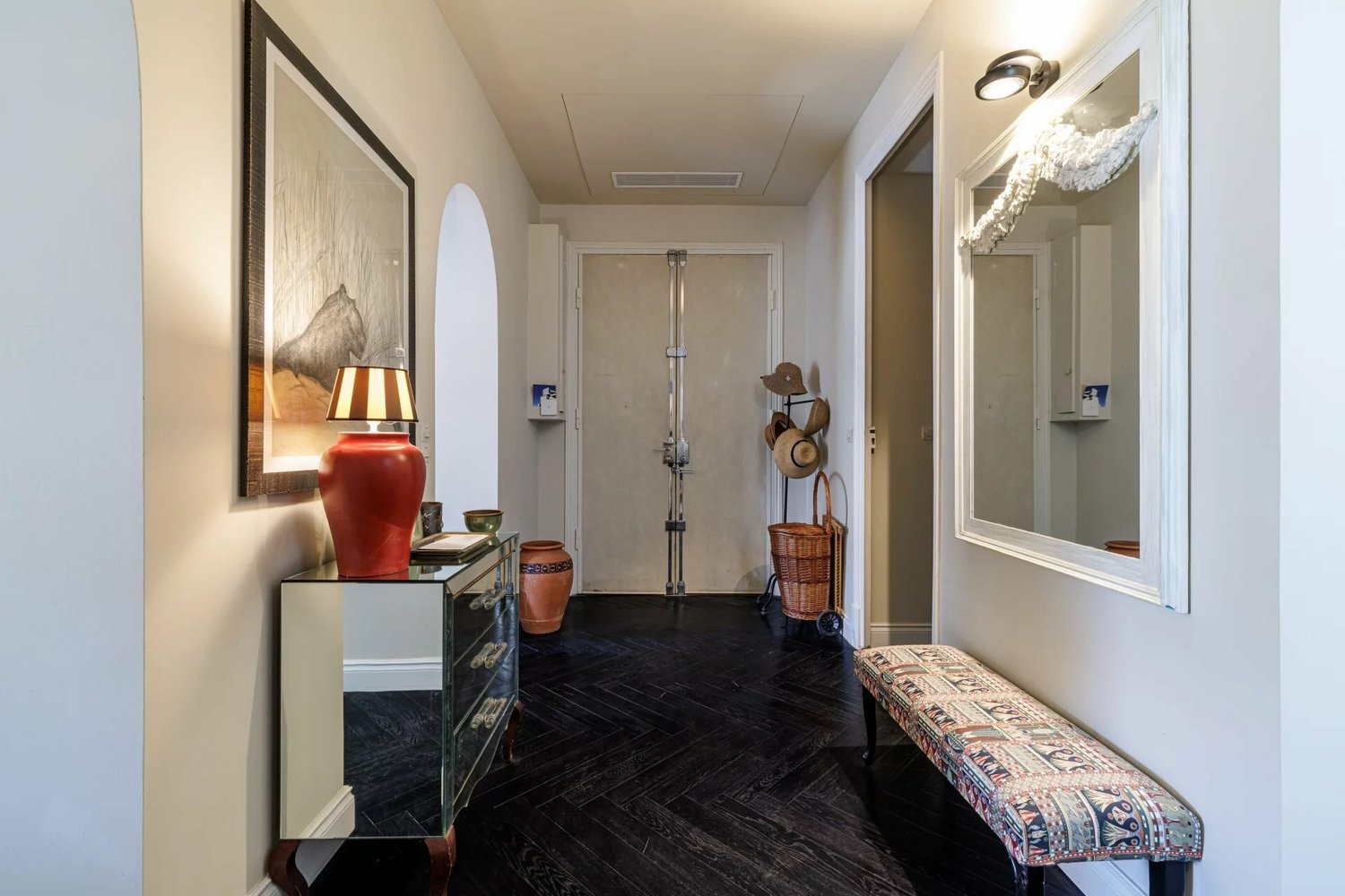 Property photo in Carre d'Or