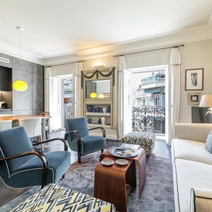 Property in Carre d'Or