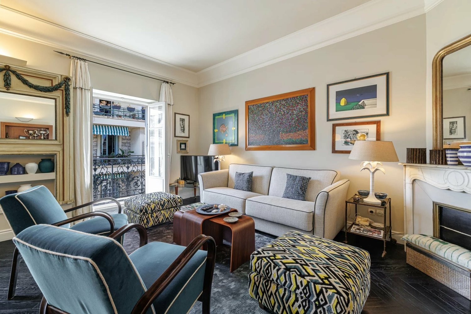 Property photo in Carre d'Or