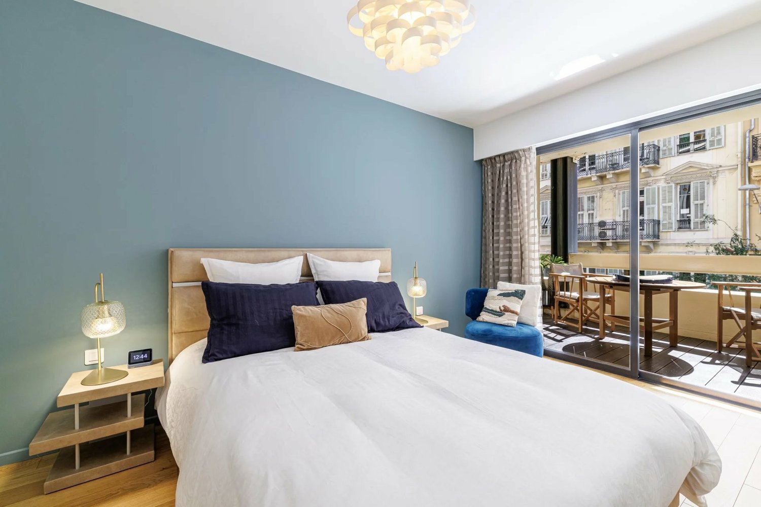 Property photo in Carre d'Or