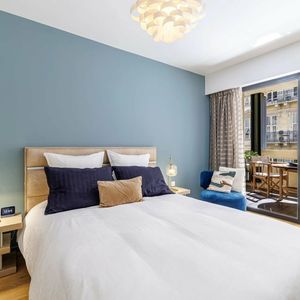 Property in Carre d'Or