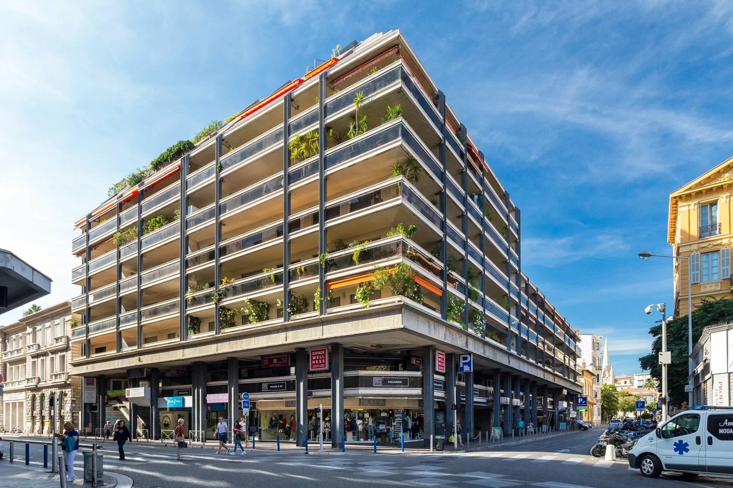 Property photo in Carre d'Or