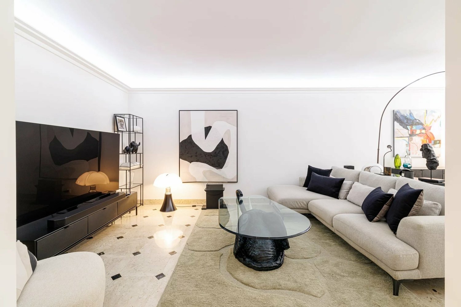 Property photo in Carre d'Or