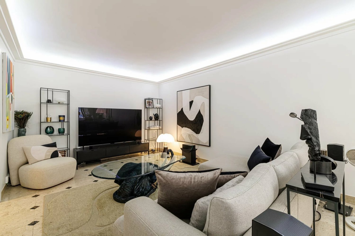 Property photo in Carre d'Or