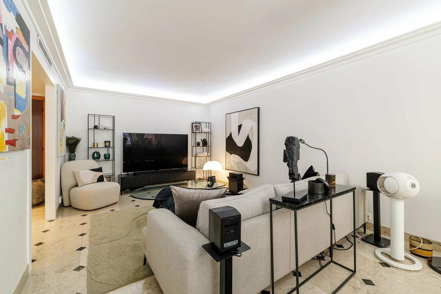 Property photo in Carre d'Or