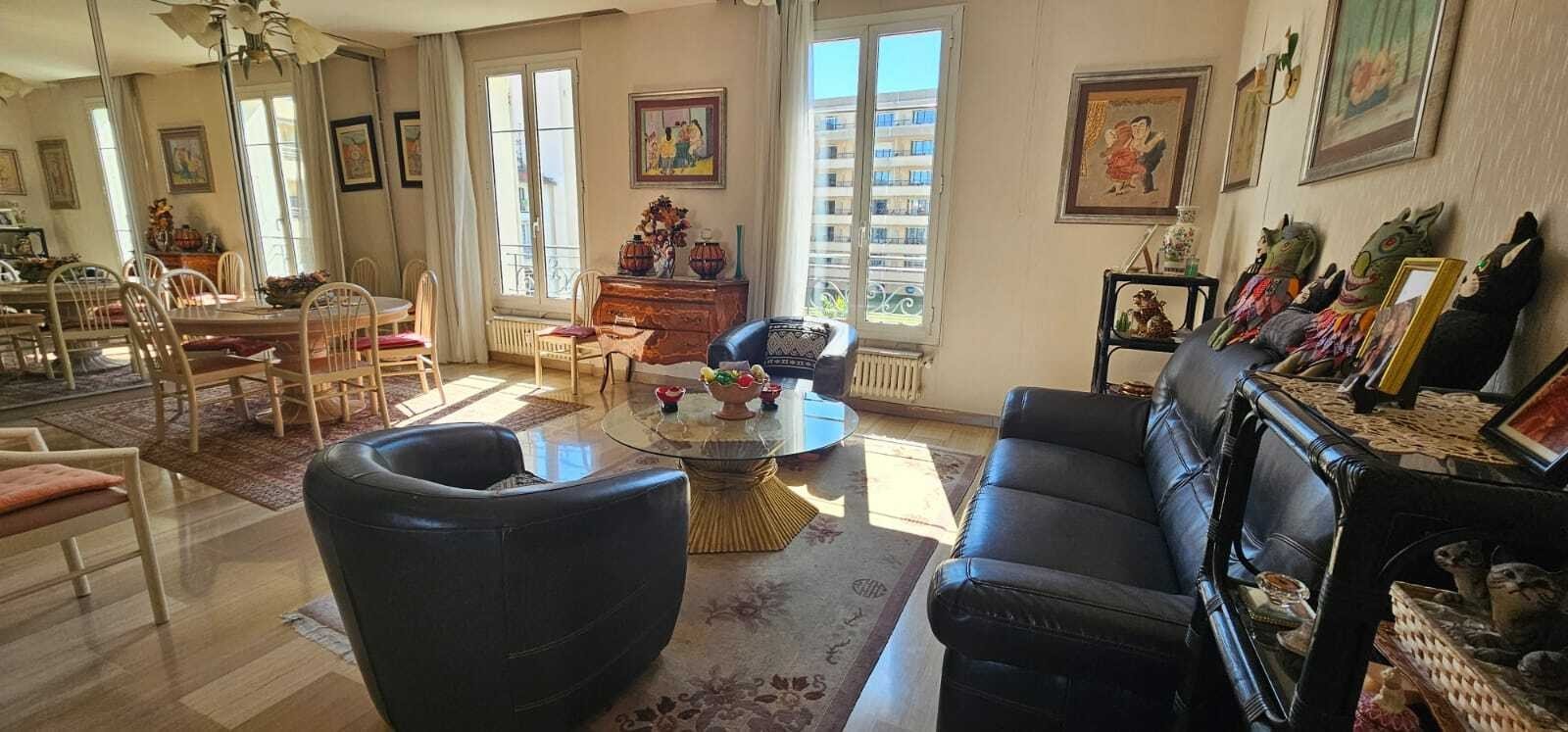 Property photo in Carre d'Or