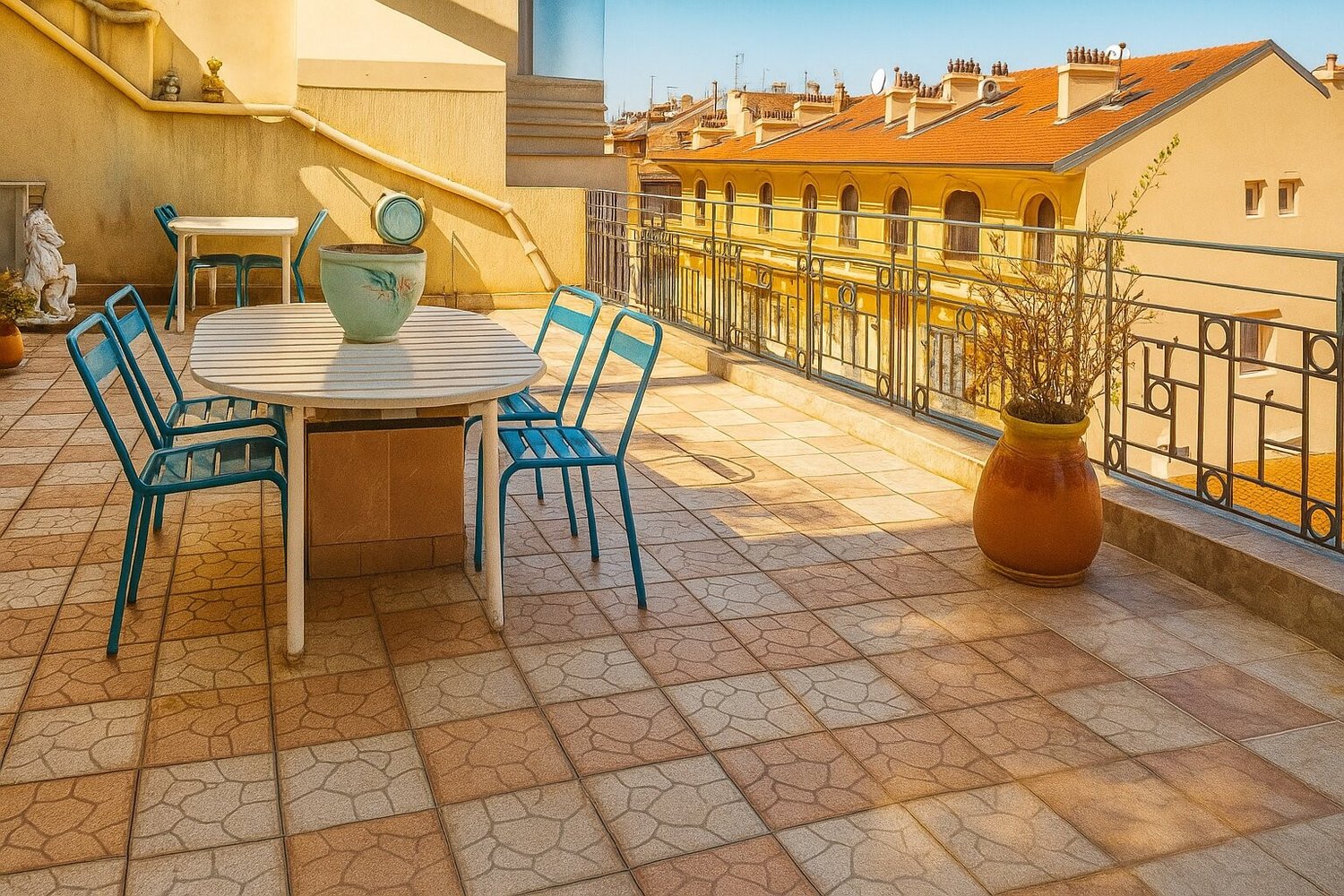 Property photo in Carre d'Or