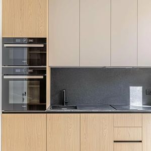 Property in Carre d'Or