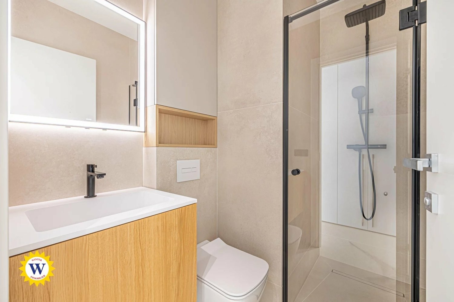 Property photo in Carre d'Or