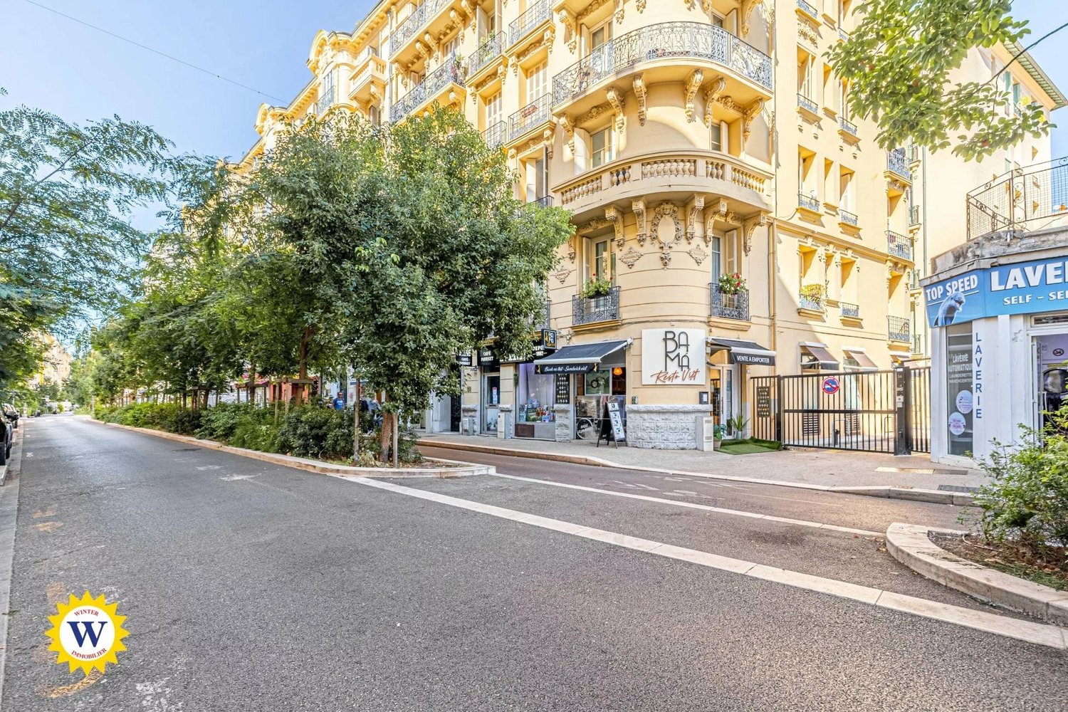 Property photo in Carre d'Or