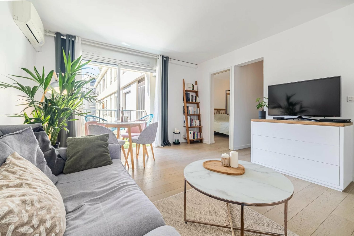 Property photo in Musicians Quarter